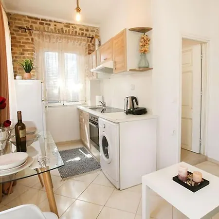 Luna No4 Apartamento *